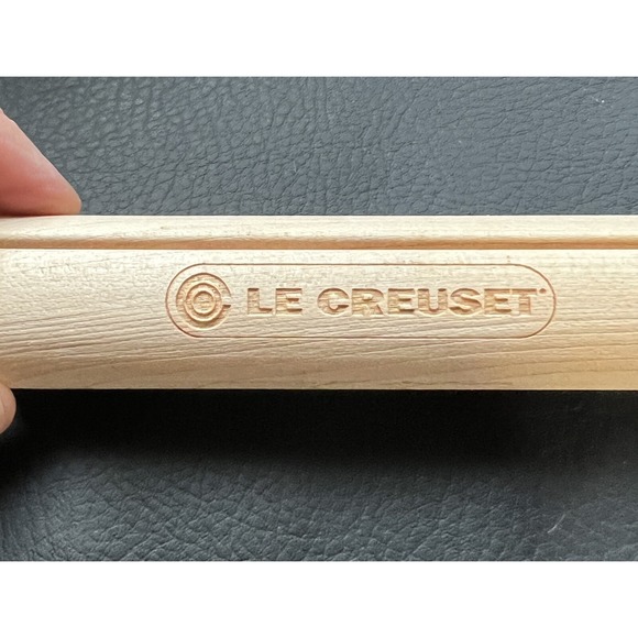 Le Creuset Mini Wooden Recipe Holder Rolling Pin Stand 8" Collectible - Picture 3 of 8